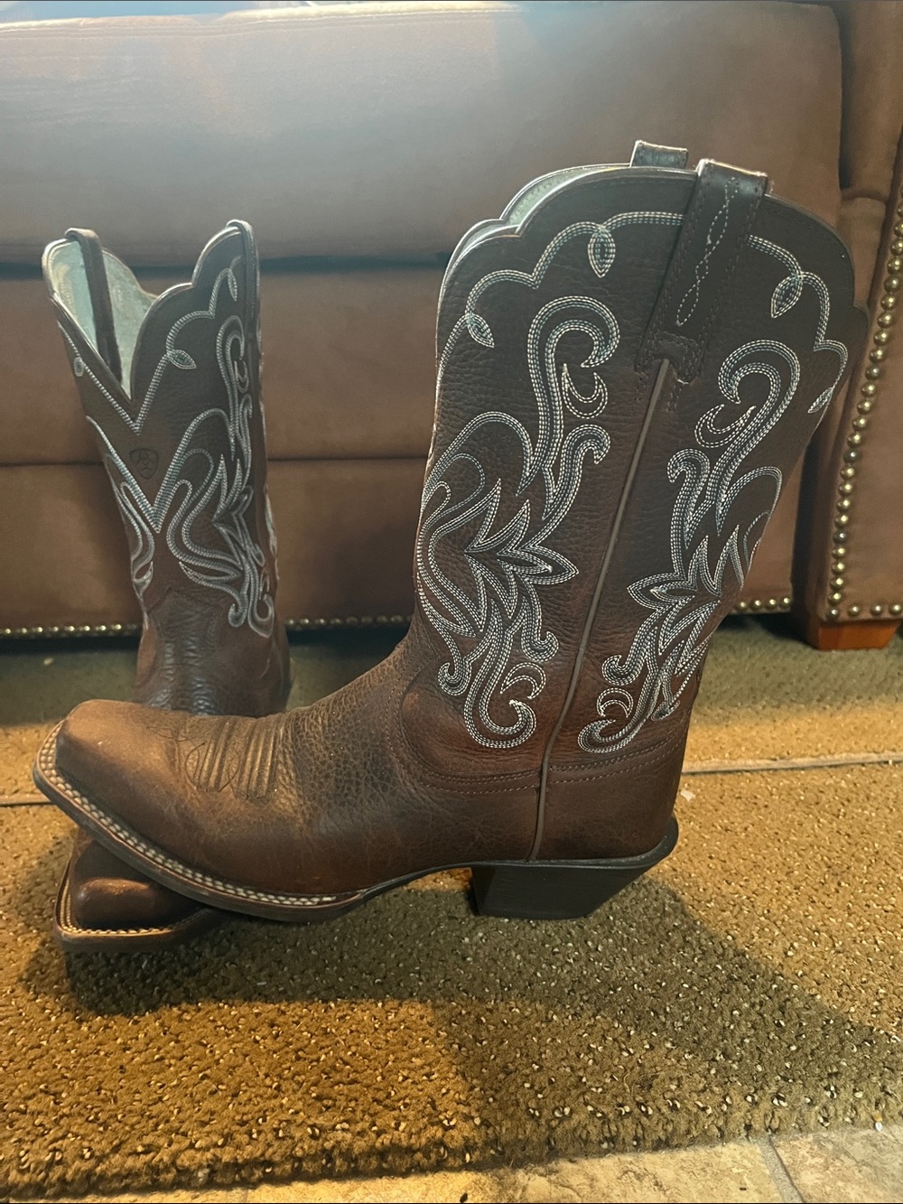 Ariat Brown Western Heeled Cowboy Boots with White Stitching
